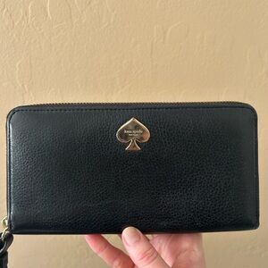 Kate Spade black full zip wallet